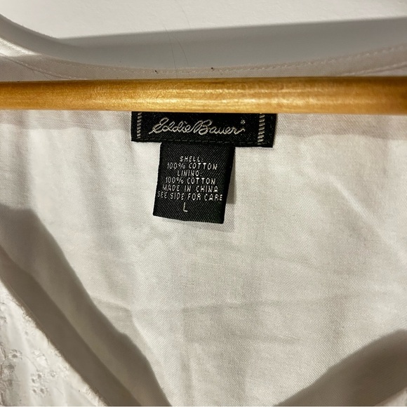 Eddie Bauer - White Eyelet Sleeveless Blouse - Picture 3 of 3